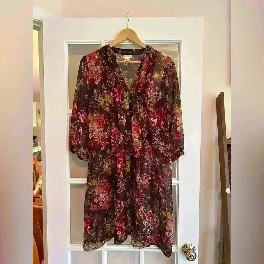 Motherhood Maternity sheer floral kimono style top size L